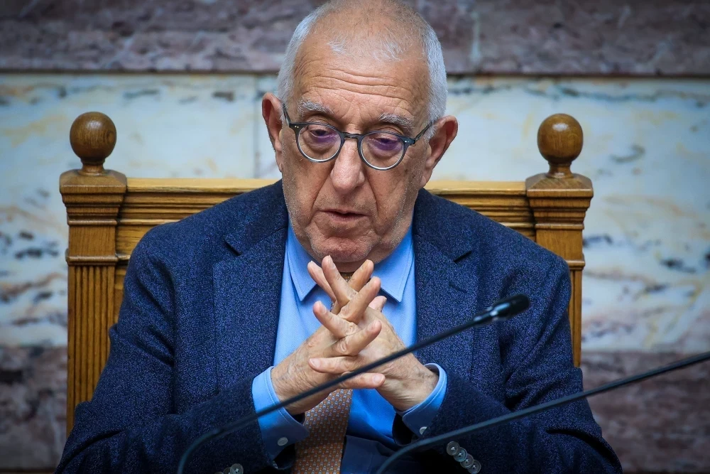 Ο Κακλαμάνης ξεσκεπάζει την υποκρισία Ανδρουλάκη με τις Ανεξάρτητες Αρχές