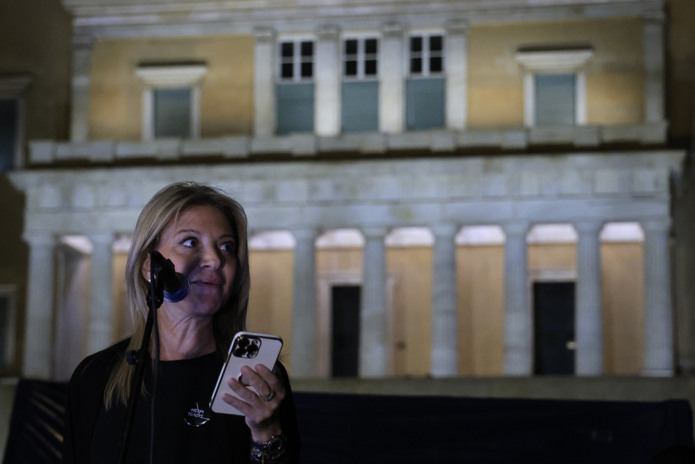 Ξέσπασε ο εμφύλιος στη «συμμαχία του ξυλολίου»: το κόμμα Καρυστιανού, ο Τσίπρας, ο Βελόπουλος και λοιποί