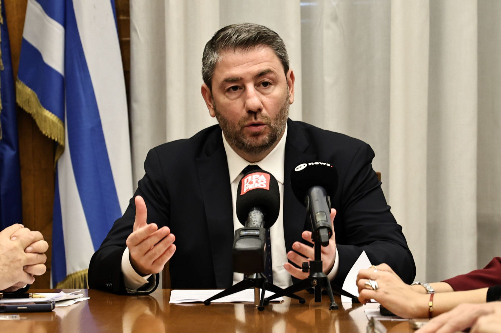 Ο Ανδρουλάκης και η μιζέρια του ΠΑΣΟΚ: τι είπε για τον Μητσοτάκη και τη θητεία του