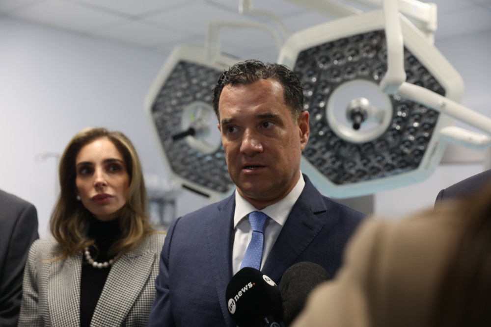 Έκκληση Άδωνι Γεωργιάδη στους πολίτες για εμβολιασμό κατά της γρίπης: Είναι δοκιμασμένο εδώ και 70 χρόνια