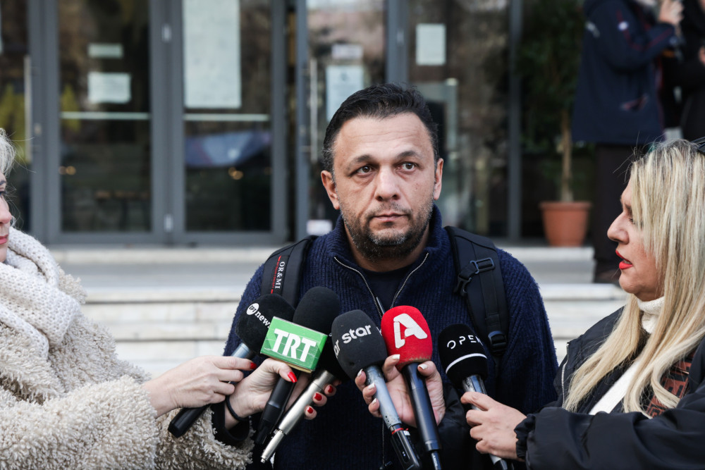 Τι άλλο θα ζήσουμε: ο Ρούτσι προαναγγέλλει (;) γενική απεργία για 27 και 28 Φεβρουαρίου κατά της κυβέρνησης