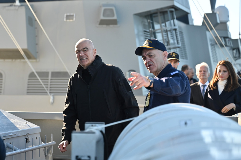 Νίκος Δένδιας: Η Ελλάδα αποκτά την πιο προηγμένη φρεγάτα - Τι σημαίνει ο «Κίμων» για την άμυνα