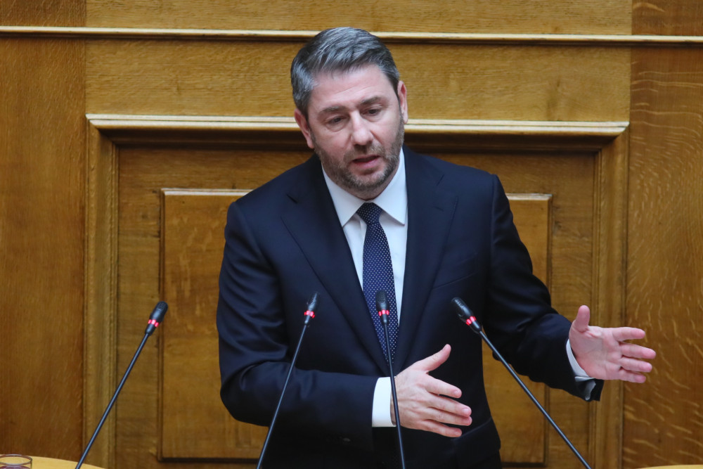 Νίκος Ανδρουλάκης: μαέστρος του «φταίνε οι άλλοι», με soundtrack τις αποζημιώσεις του ελληνικού λαού