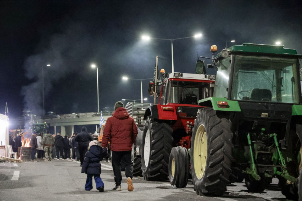 Ρήγμα στο μπλόκο Νίκαιας: αποχώρηση αγροτοσυνδικαλιστή με βαριές κατηγορίες περί κομματικοποίησης