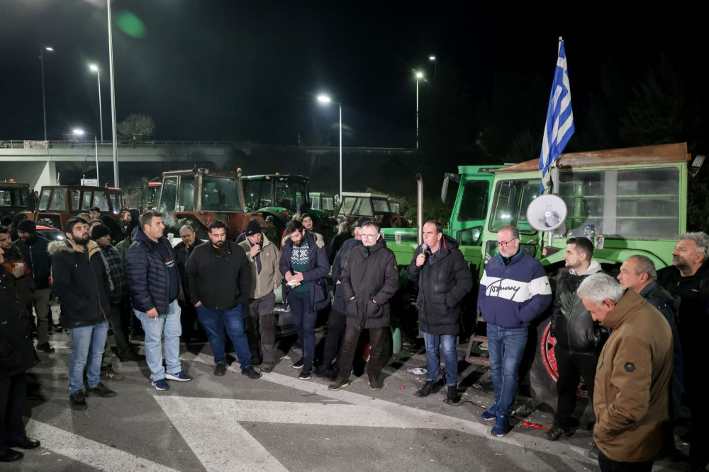 Ραντεβού με τη λογική - Στο Μαξίμου τη Δευτέρα οι «σκληροί» των αγροτικών μπλόκων