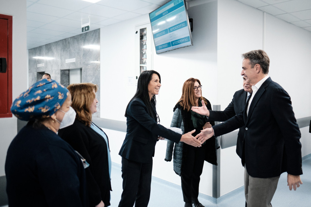 Τα ανακαινισμένα ΤΕΠ του «Ερυθρού Σταυρού» επισκέφθηκε ο Κυριάκος Μητσοτάκης (video)