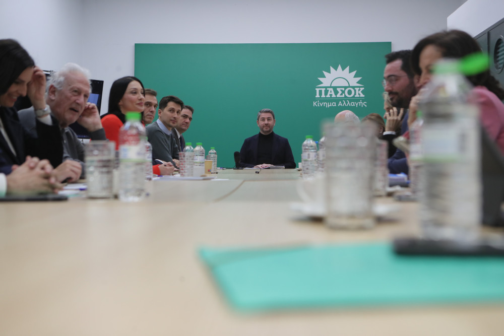 Ρήγμα στο ΠΑΣΟΚ: Έντονη σύγκρουση Ανδρουλάκη-Γερουλάνου και «βολές» Δούκα στην Πολιτική Γραμματεία