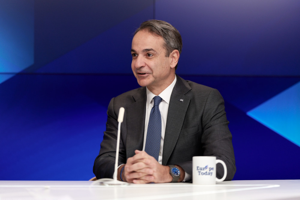 Το επικό τρολάρισμα Μητσοτάκη σε χρήστη του TikTok: Γύρνα το σε snowboard