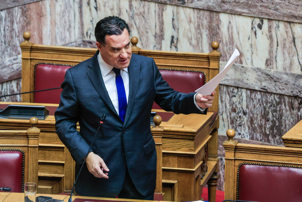 Άδωνις Γεωργιάδης: Κίνητρα για ταχύτερη έλευση καινοτόμων φαρμάκων - Αύξηση 30% στην αμοιβή γιατρών ΕΟΠΥΥ