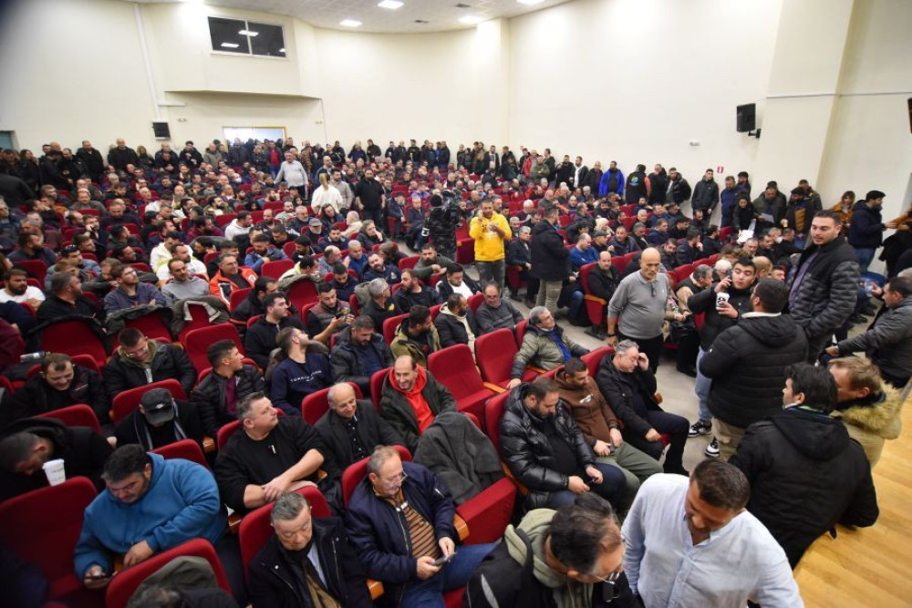 Αγρότες: συσκέπτονται  στα Μάλγαρα - Επιλέγουν τους αντιπροσώπους τους για τη συνάντηση με τον Μητσοτάκη