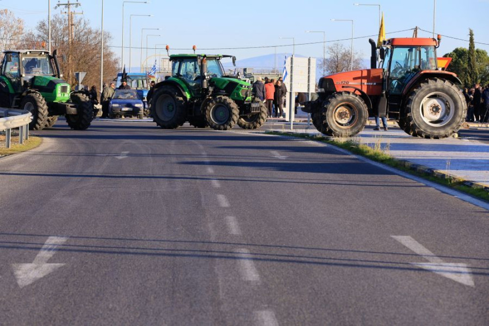 Ρήγμα στα αγροτικά μπλόκα για τις δηλώσεις Ανεστίδη - Οι όροι για τη συνάντηση στο Μαξίμου