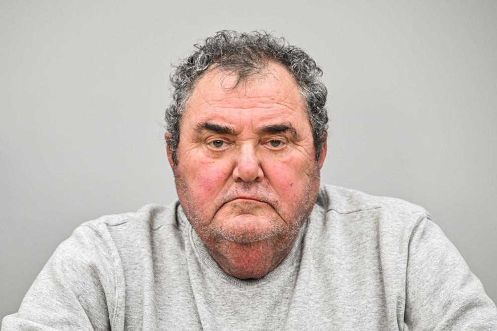 Κώστας Ανεστίδης: «Ζητάω συγγνώμη» μετά τις χυδαίες ύβρεις κατά του πρωθυπουργού