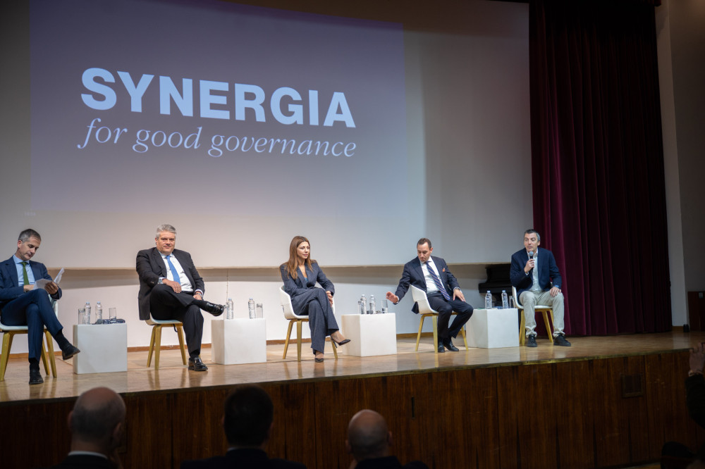 Το think tank Synergia παρουσίασε το βιβλίο «Προτάσεις διακυβέρνησης για την Ελλάδα του μέλλοντος»