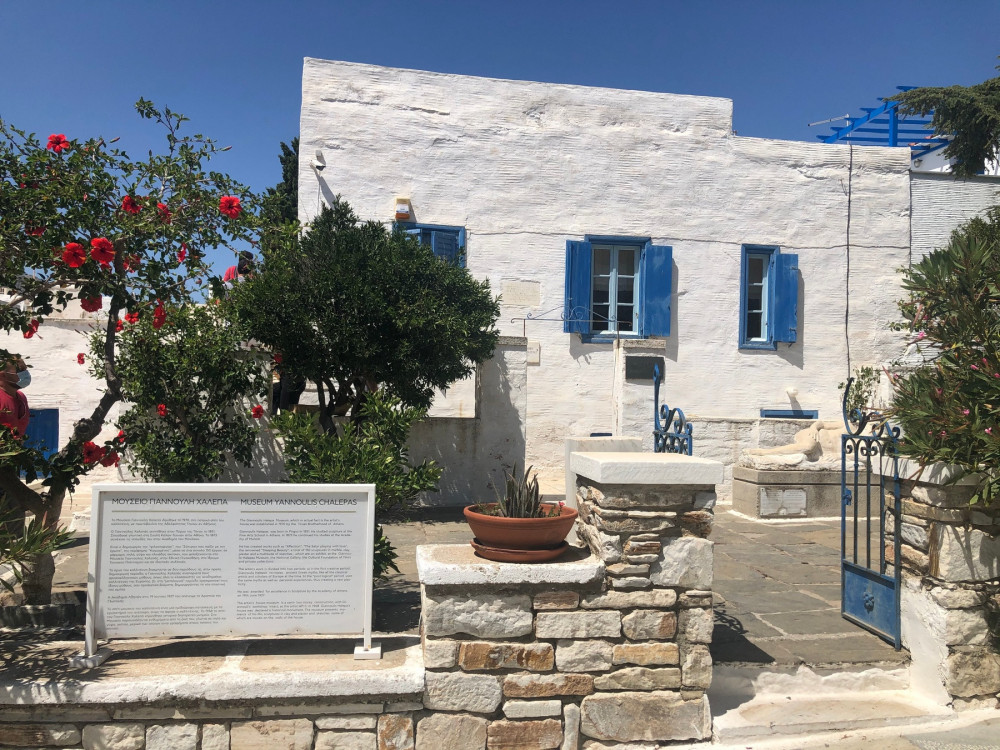 Ολοκληρώνεται η νέα έκθεση στην οικία-μουσείο Χαλεπά στον Πύργο της Τήνου