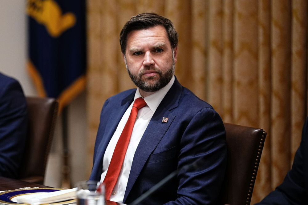 Τζέι ντι Βανς: απόπειρα διάρρηξης στο σπίτι του - «Ένας τρελός προσπάθησε να μπει μέσα»