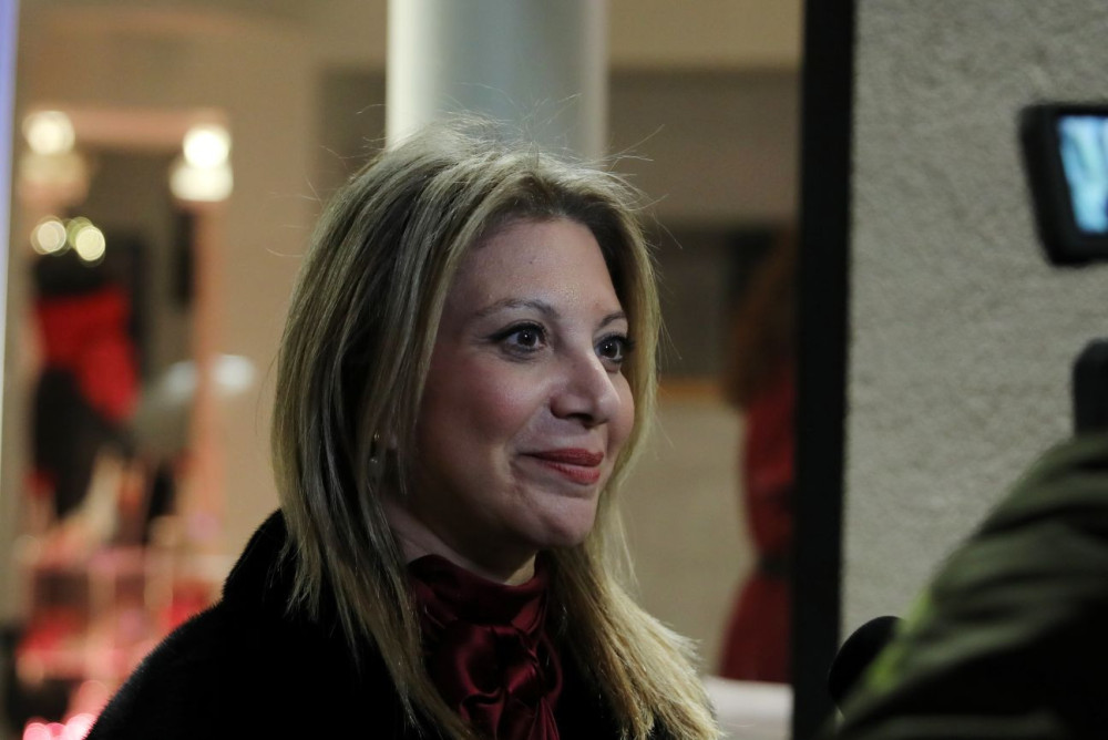 Αλληλοσπαραγμός για το κόμμα Καρυστιανού