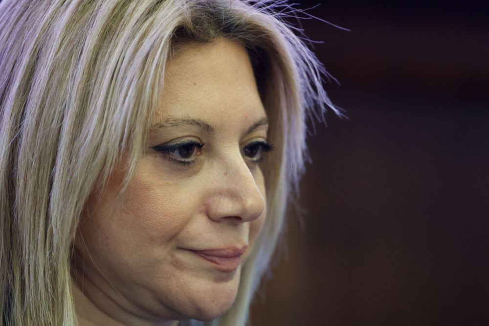 Τέλος από τον Σύλλογο η Καρυστιανού: υποχρεώθηκε σε άτακτη φυγή