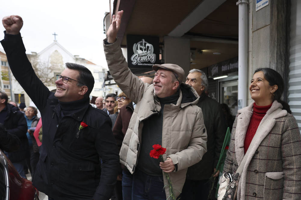 Πορτογαλία: ρευστό σκηνικό και άνοδος της άκρας δεξιάς - Ποιοι διεκδικούν το «εισιτήριο» του β΄ γύρου