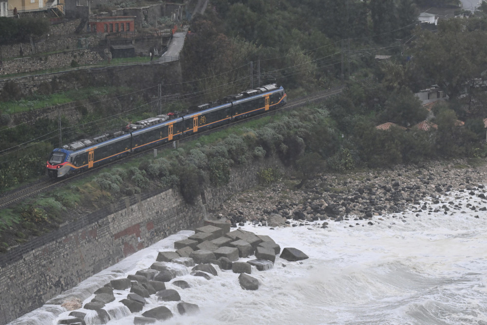 Ιταλία: Αναρχική ομάδα παραδέχεται το σαμποτάζ στους σιδηροδρόμους κατά την έναρξη των Ολυμπιακών Αγώνων