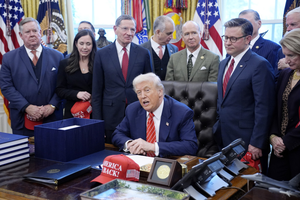 «Μάλλον ανήκω στον παράδεισο» - Σάλος με τη νέα δήλωση του Ντόναλντ Τραμπ