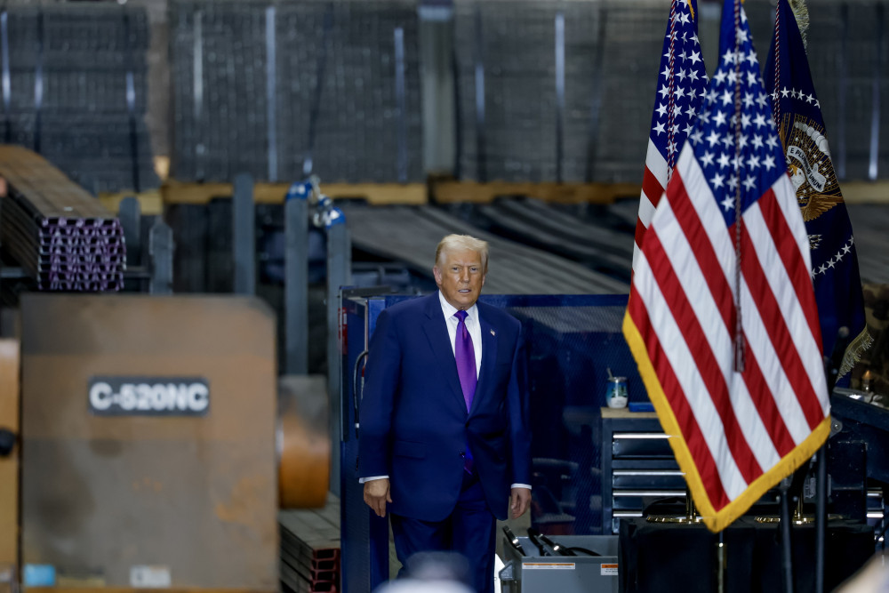 Ντόναλντ Τραμπ: Σκέφτομαι περιορισμένο πλήγμα στο Ιράν - Στο τραπέζι πρόταση συμφωνίας από την Τεχεράνη