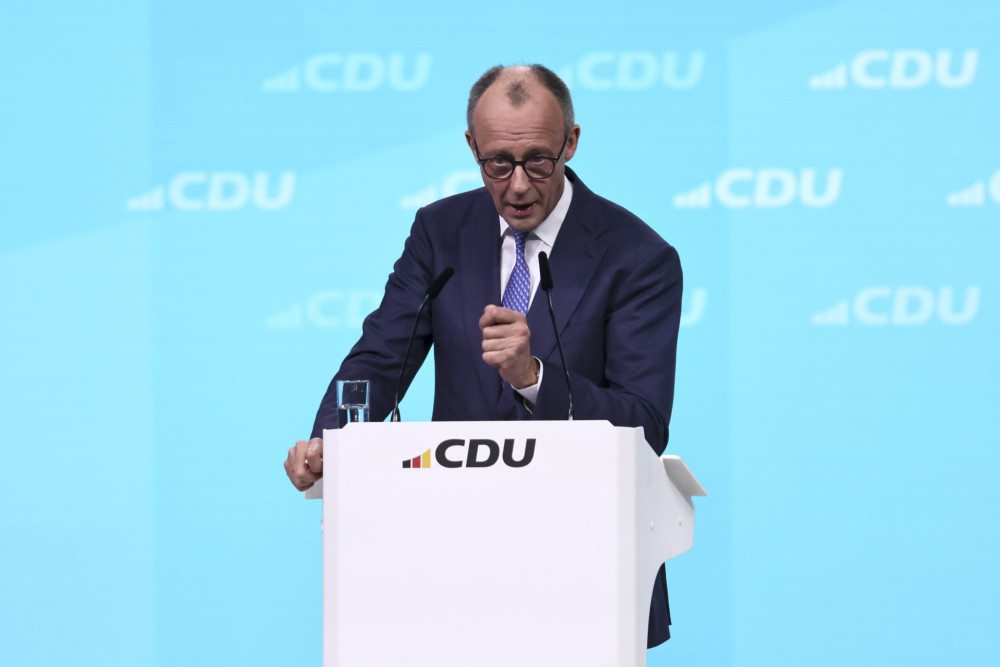 Φρίντριχ Μερτς: Η Ευρώπη πρέπει να μιλήσει τη γλώσσα της ισχύος - Ο αφελής ειρηνισμός προετοιμάζει τους πολέμους του αύριο