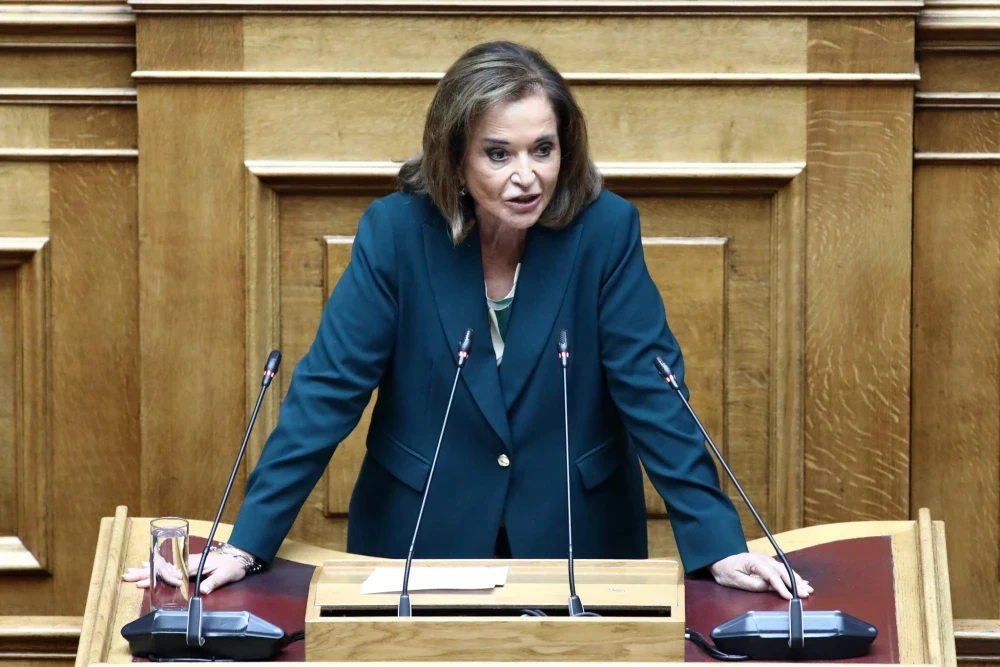 Το φαρμακερό σχόλιο της Ντόρας για τους πατριώτες της φακής