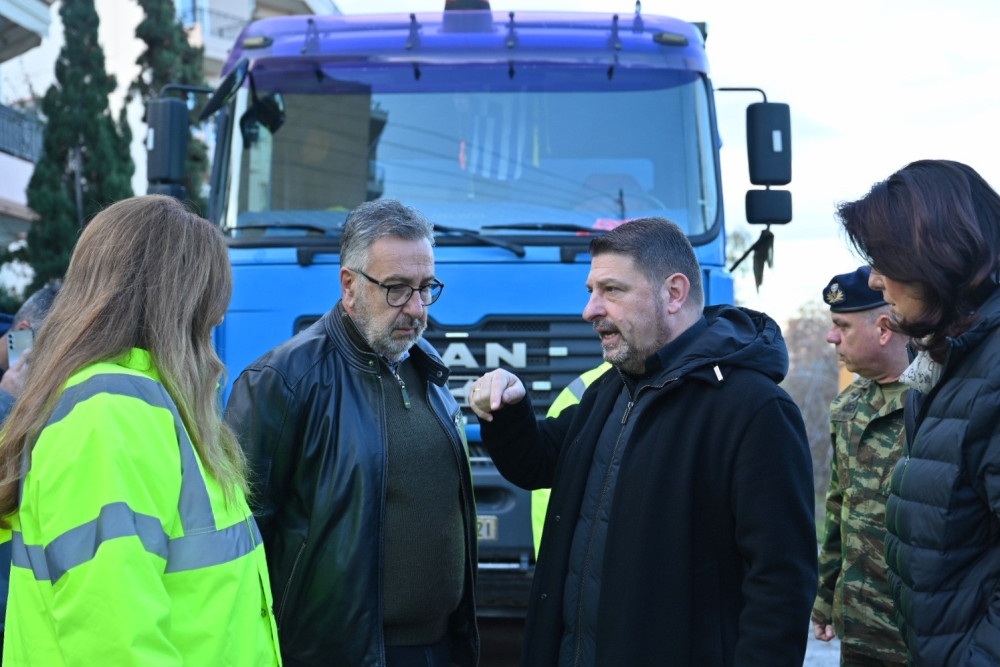 Νίκος Χαρδαλιάς στο ρέμα Πικροδάφνης: παρεμβάσεις για τη θωράκιση της ασφάλειας των πολιτών (photos)