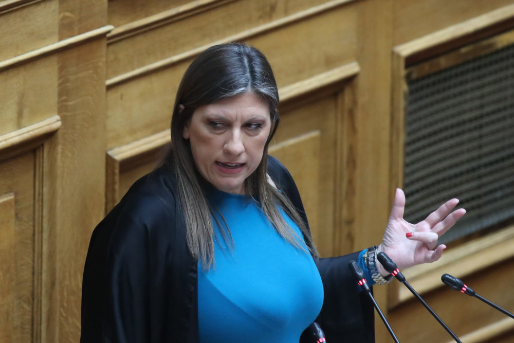 Σε δύσκολη θέση η Κωνσταντοπούλου: Νέα στοιχεία για απλήρωτους μισθούς και εργασιακό bullying