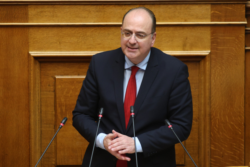 Μακάριος Λαζαρίδης σε ΚΚΕ για επεισόδια στο νοσοκομείο Νίκαιας: Επικροτείτε τη βία, λίγη ντροπή δεν βλάπτει