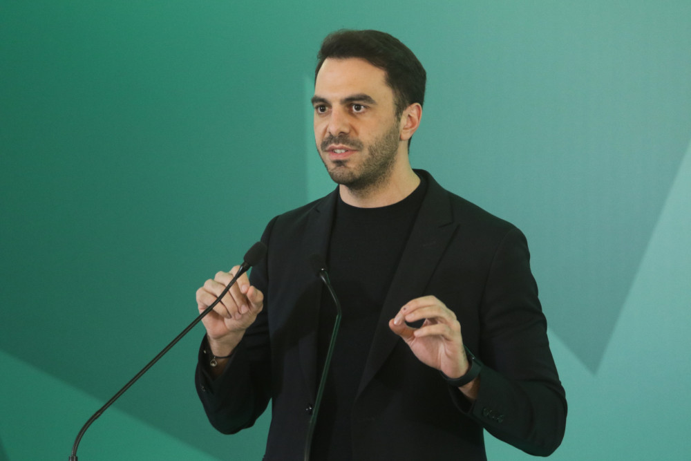 Πάλι μπέρδεψαν τις γραμμές στο ΠΑΣΟΚ - Ο Μανώλης Χριστοδουλάκης στηρίζει τον Γιάννη Παναγόπουλο