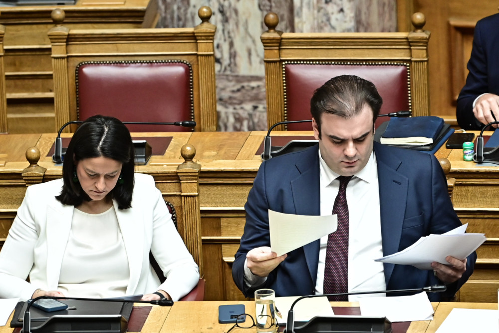 ΥΠΟΙΚ και Υπ. Εργασίας απαντούν για τα προγράμματα κατάρτισης λόγω Παναγόπουλου