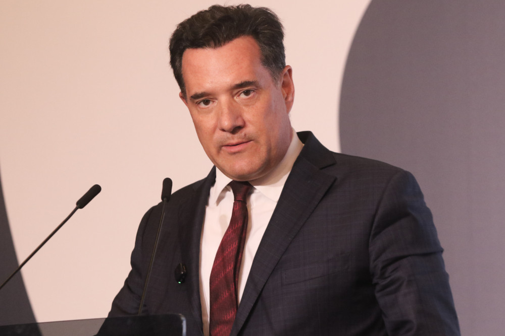 Το «φαρμακερό» σχόλιο του Άδωνι Γεωργιάδη για τις... «αγάπες» της Ζωής Κωνσταντοπούλου