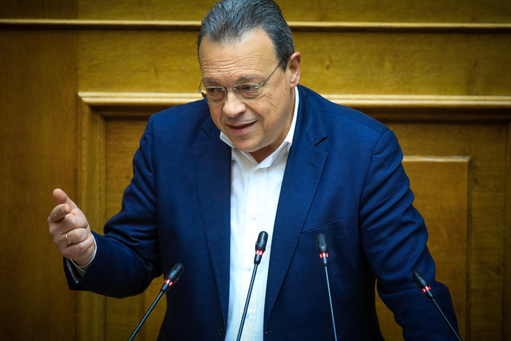 Ο Φάμελλος είδε τον «Τραμπ του Αιγαίου» και βάφτισε τα σύνορα «ακροδεξιά»