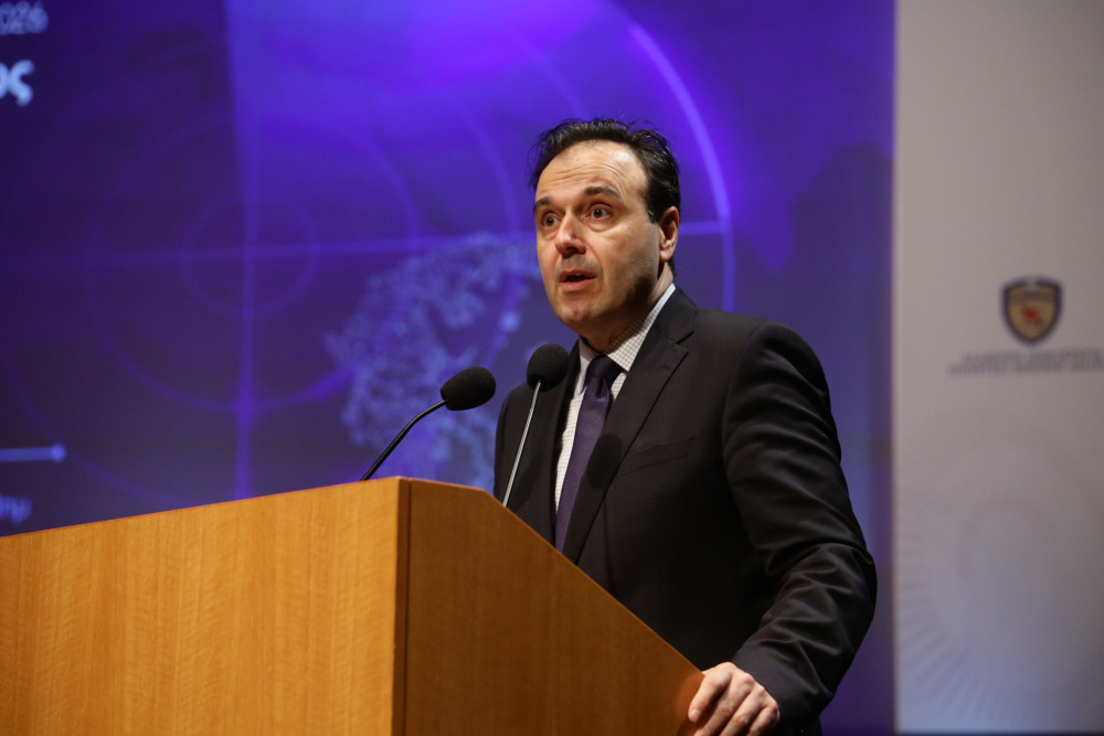 Δημήτρης Παπαστεργίου: Τέλος στα Social Media για παιδιά κάτω των 15 - Η Ελλάδα ακολουθεί την Ευρώπη