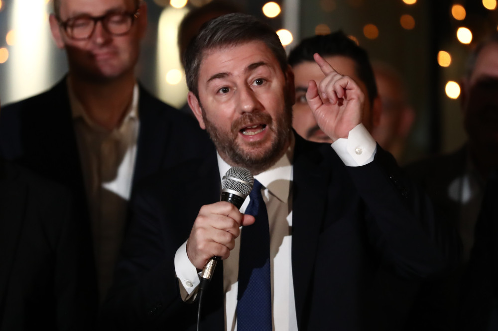 Με συνθήματα και καταγγελίες ο Ανδρουλάκης προσπαθεί να κρύψει την αδράνεια του ΠΑΣΟΚ