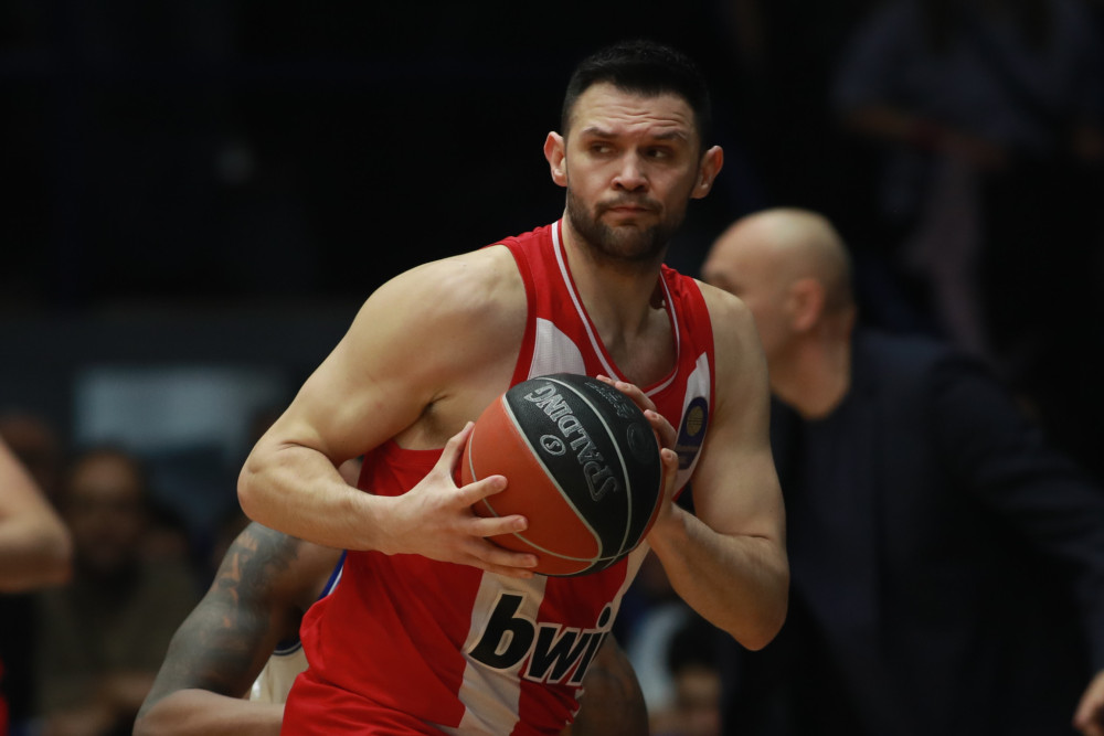 Ολυμπιακός: ο Κώστας Παπανικολάου συνεχίζει να γράφει ιστορία - Έφθασε τα 1.000 ριμπάουντ στην GBL