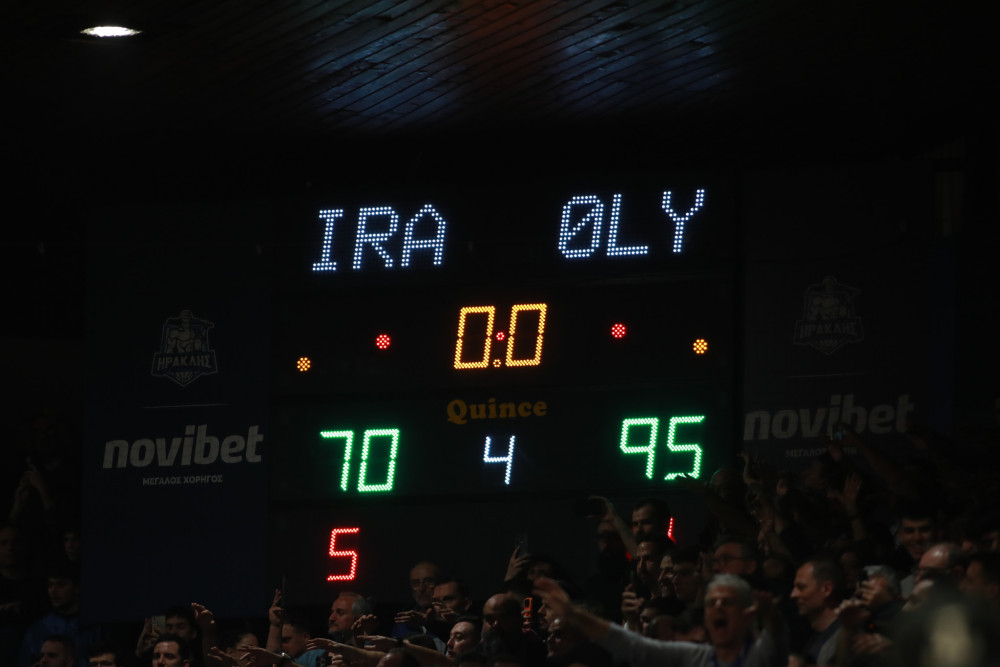 Μπάσκετ: πάρτι του Ολυμπιακού κόντρα στον Ηρακλή