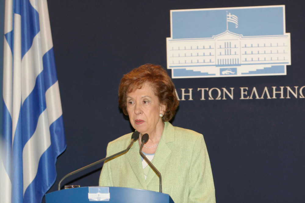 Δημοσία δαπάνη η κηδεία της Άννας Ψαρούδα-Μπενάκη