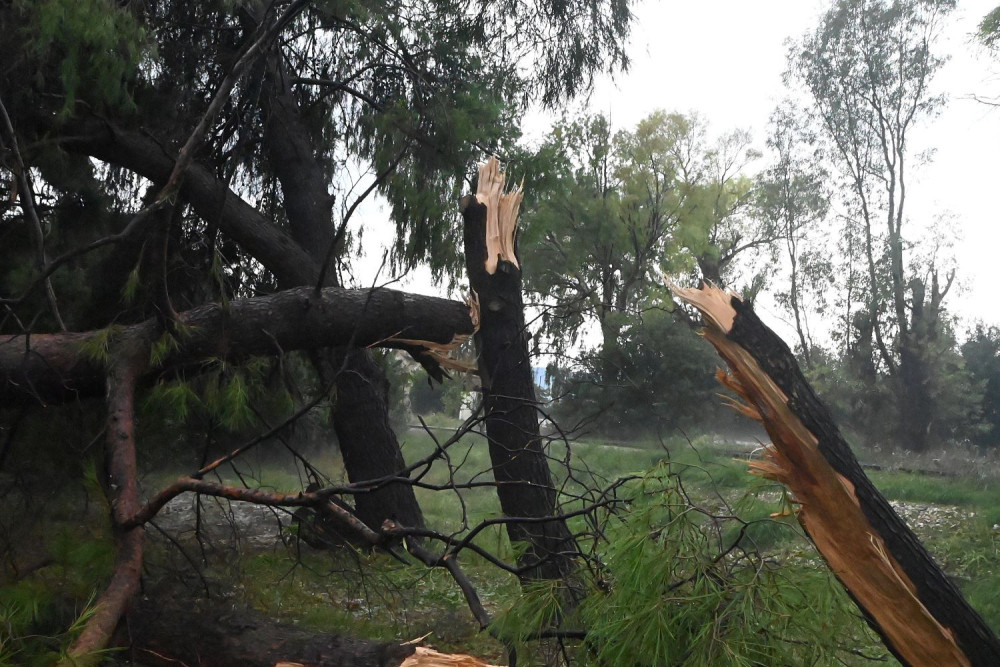 Ανεμοστρόβιλος έπληξε την Κέρκυρα