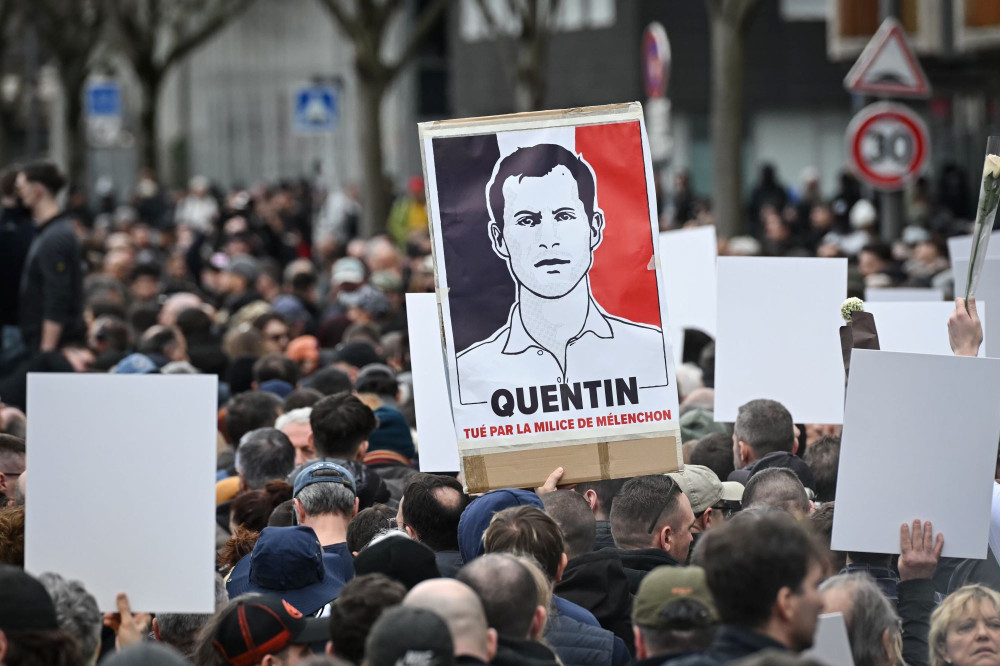 Ένταση στη Γαλλία μετά τη δολοφονία 23χρονου μέλους της άκρας Δεξιάς