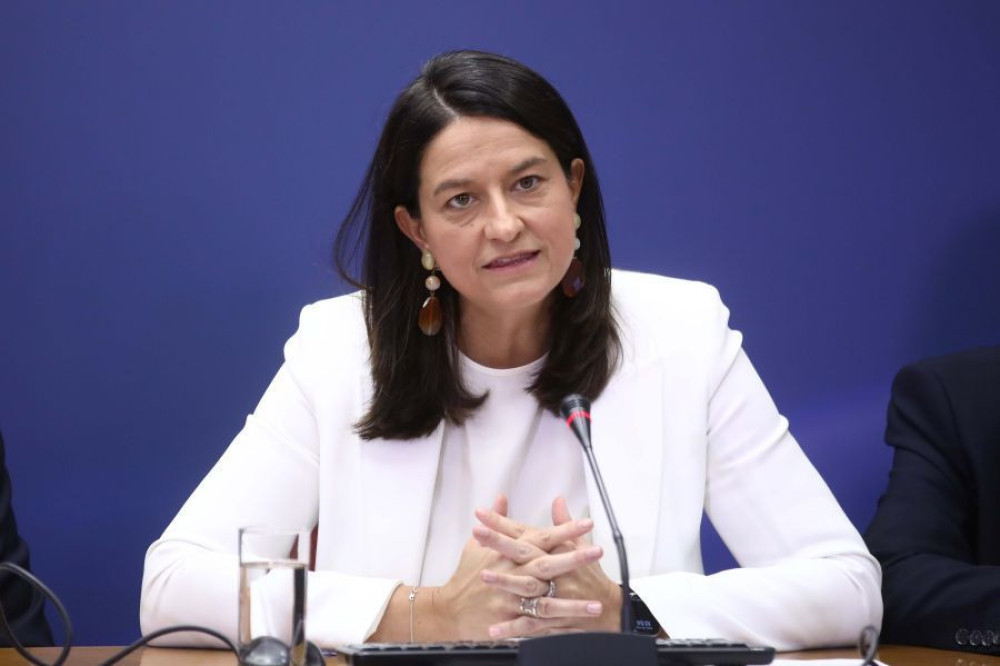 Νίκη Κεραμέως: Στα 1.516 ευρώ ο μέσος μισθός πλήρους απασχόλησης - Το νέο πλαίσιο που ανοίγει τον δρόμο για αυξήσεις