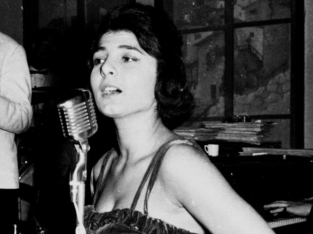 Σαν σήμερα: η Τζένη Βάνου ανάμεσα σε τζαζ, ποπ και αδιέξοδα (video)