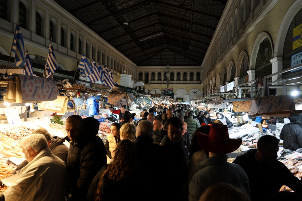 Καθαρά Δευτέρα: τα ψώνια της τελευταίας στιγμής