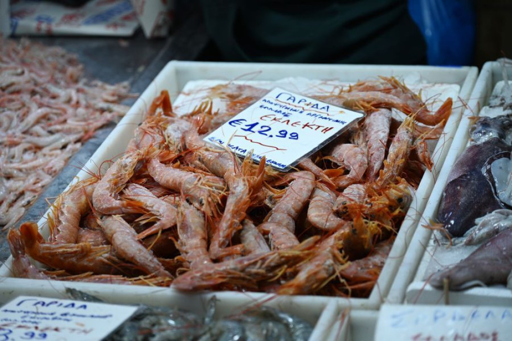 Καθαρά Δευτέρα: το ωράριο σε σούπερ μάρκετ, λαϊκές και αγορές - Ποια καταστήματα θα είναι ανοιχτά