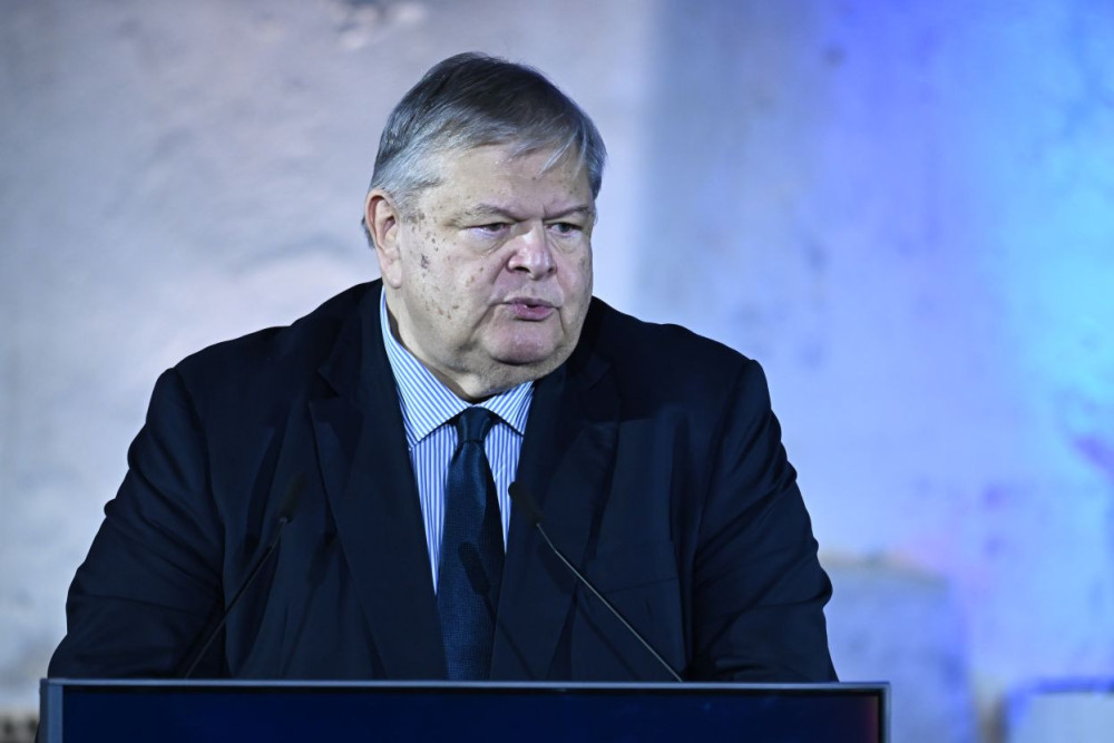 Στη γραμμή της τοξικής αντιπολίτευσης ο Ευάγγελος Βενιζέλος