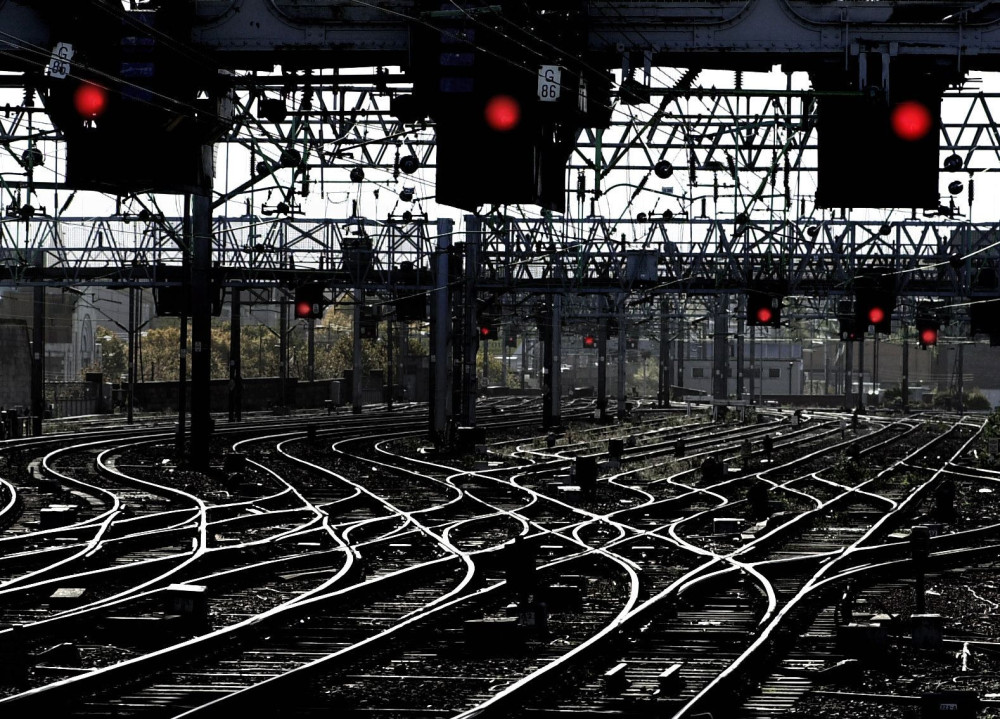 Γλασκώβη: μεγάλη φωτιά κατέστρεψε τον κεντρικό σιδηροδρομικό σταθμό (video)