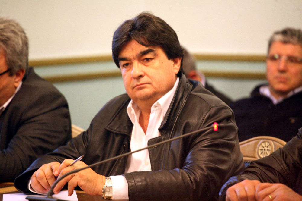 ΠΑΣΟΚ: ο Βαγγέλης Γιαννακούρας παίρνει την έδρα του Οδυσσέα Κωνσταντινόπουλου