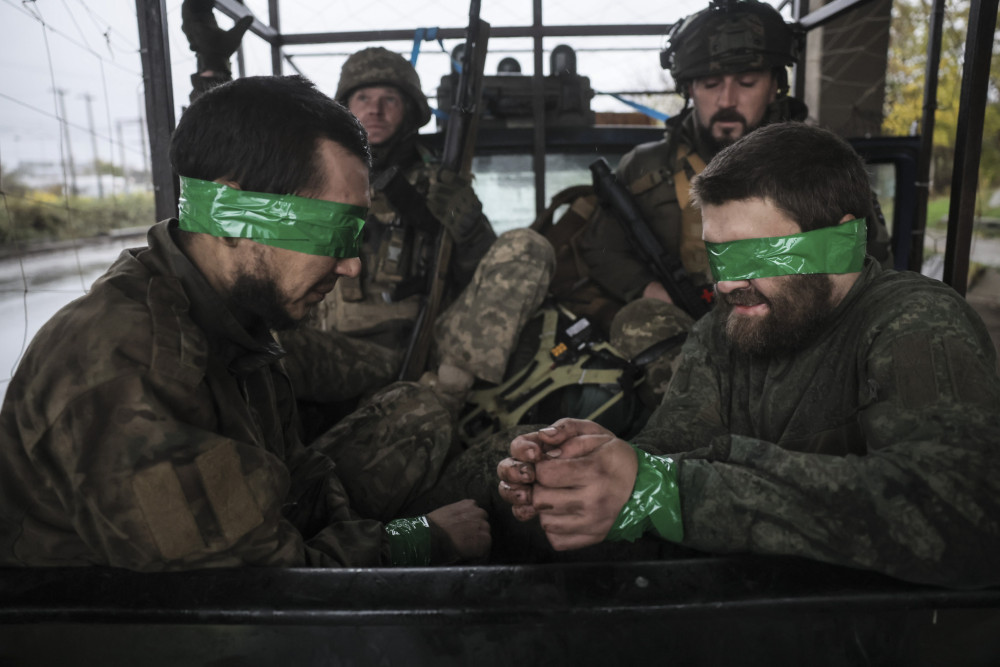 «Μας έστελναν σαν κρέας στη σφαγή»: Ρώσοι στρατιώτες αποκαλύπτουν τη φρίκη του πολέμου στην Ουκρανία