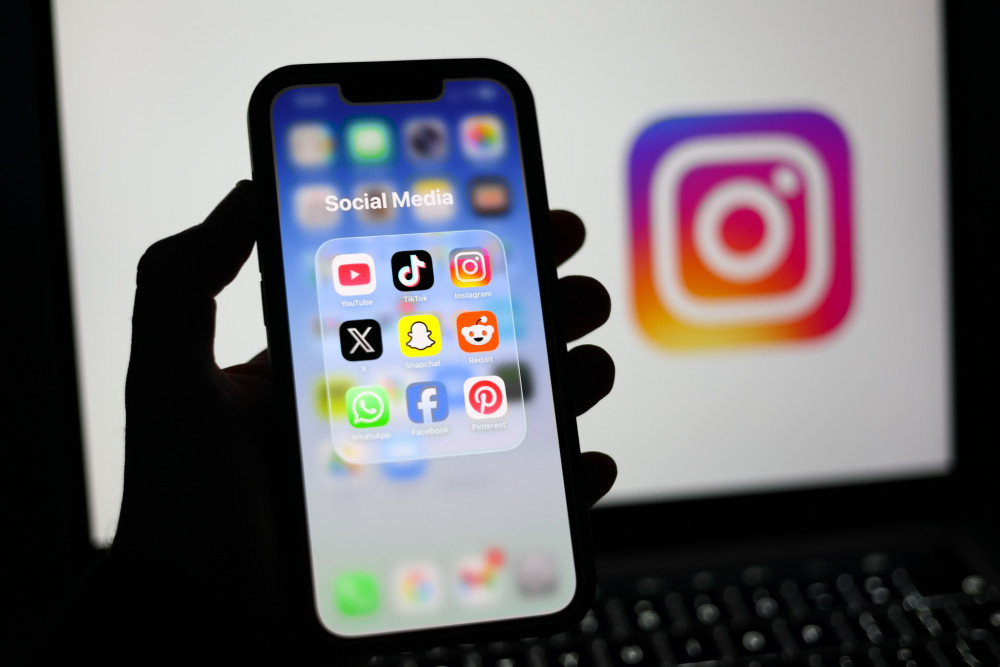 AI και social media: η τεχνολογία ως εργαλείο πολιτικής προπαγάνδας